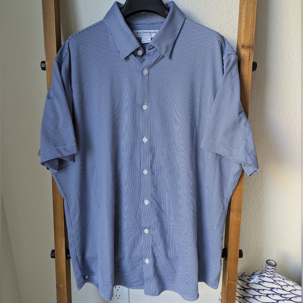 Mizzen+Main Navy Checkered Performance Button Down Shirt - Size XL